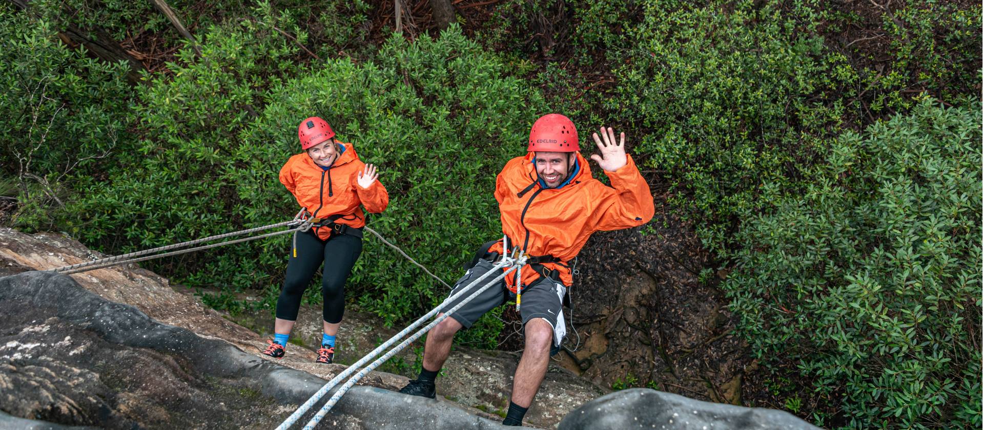 Learn the finer points of abseiling on our half-day abseil adventures | Albert Hakvoort Photography