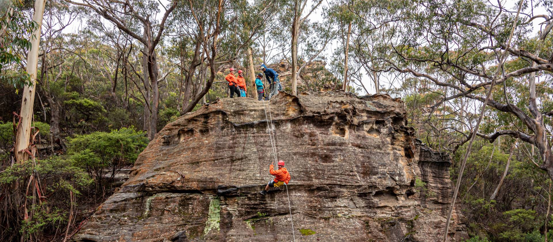 Beginner abseil adventures are suitable for all ages | Albert Hakvoort Photography