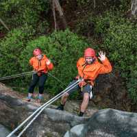 Learn the finer points of abseiling on our half-day abseil adventures | Albert Hakvoort Photography