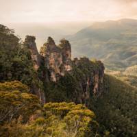Taking in the stunning view of the Three Sisters at Echo Point |  <i>Tim Charody</i>