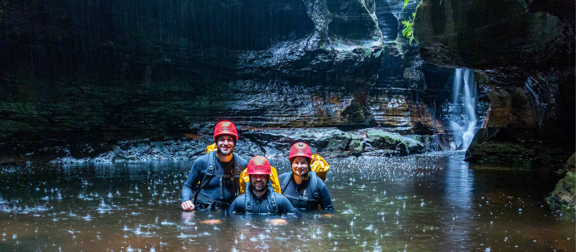 Canyoning in the rain is a joy! | Albert Hakvoort Photography