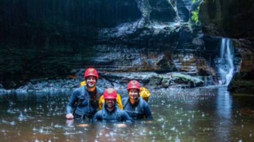 Canyoning in the rain is a joy! | Albert Hakvoort Photography