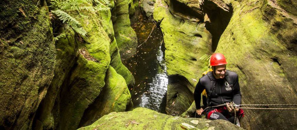 Descending deeper into Whungee Wheengee Canyon | Juri Hemmi
