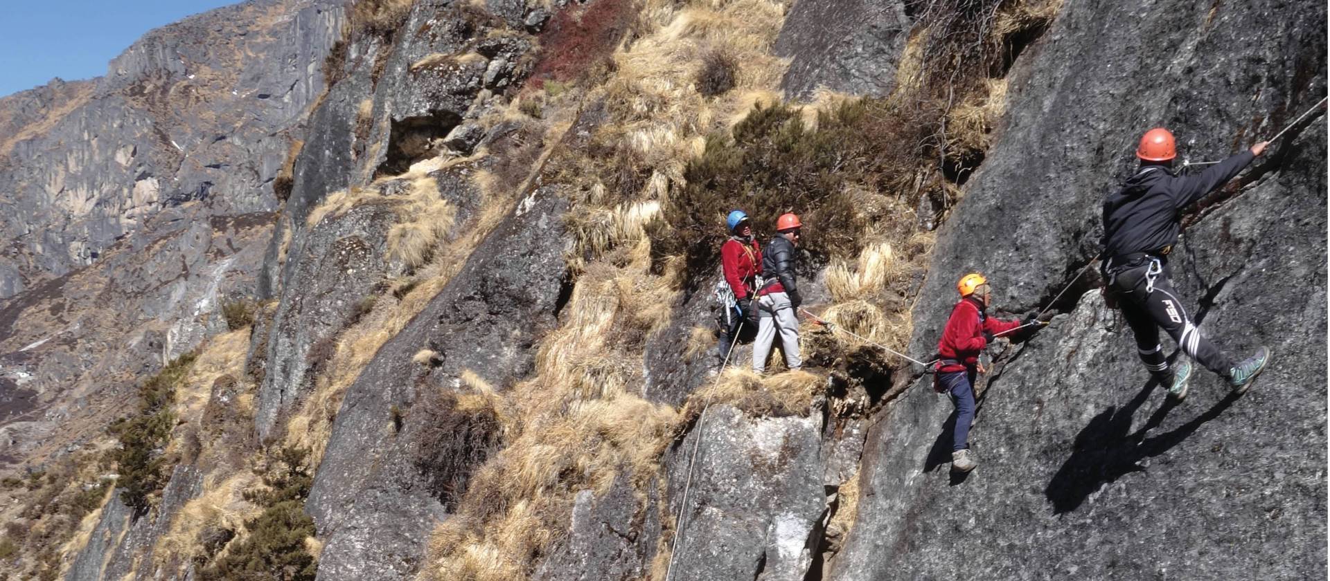 Expand your mountaineering skills with our expert leaders | Soren Kruse Ledet